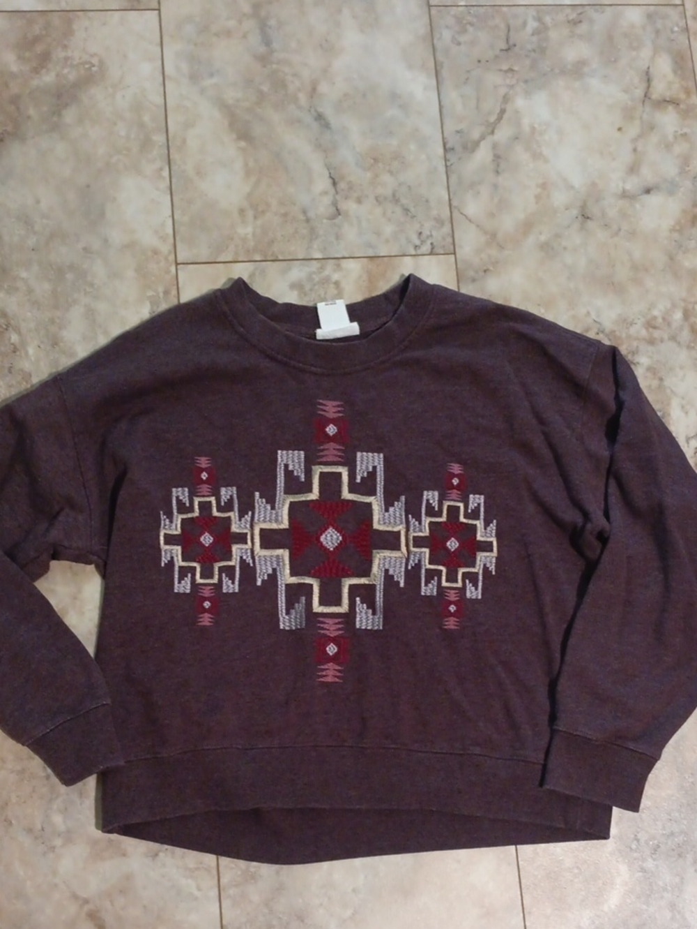Ariat Plum Crewneck Sweatshirt with Branded Neck Tag
